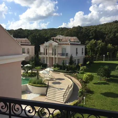 Luxury In Villa *