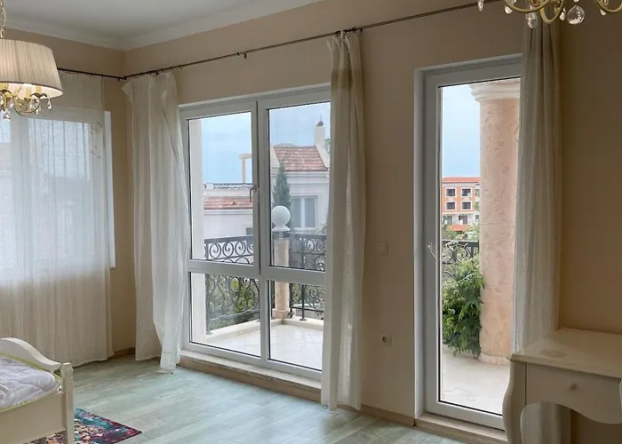 Luxury In ヴィラ ソゾポル